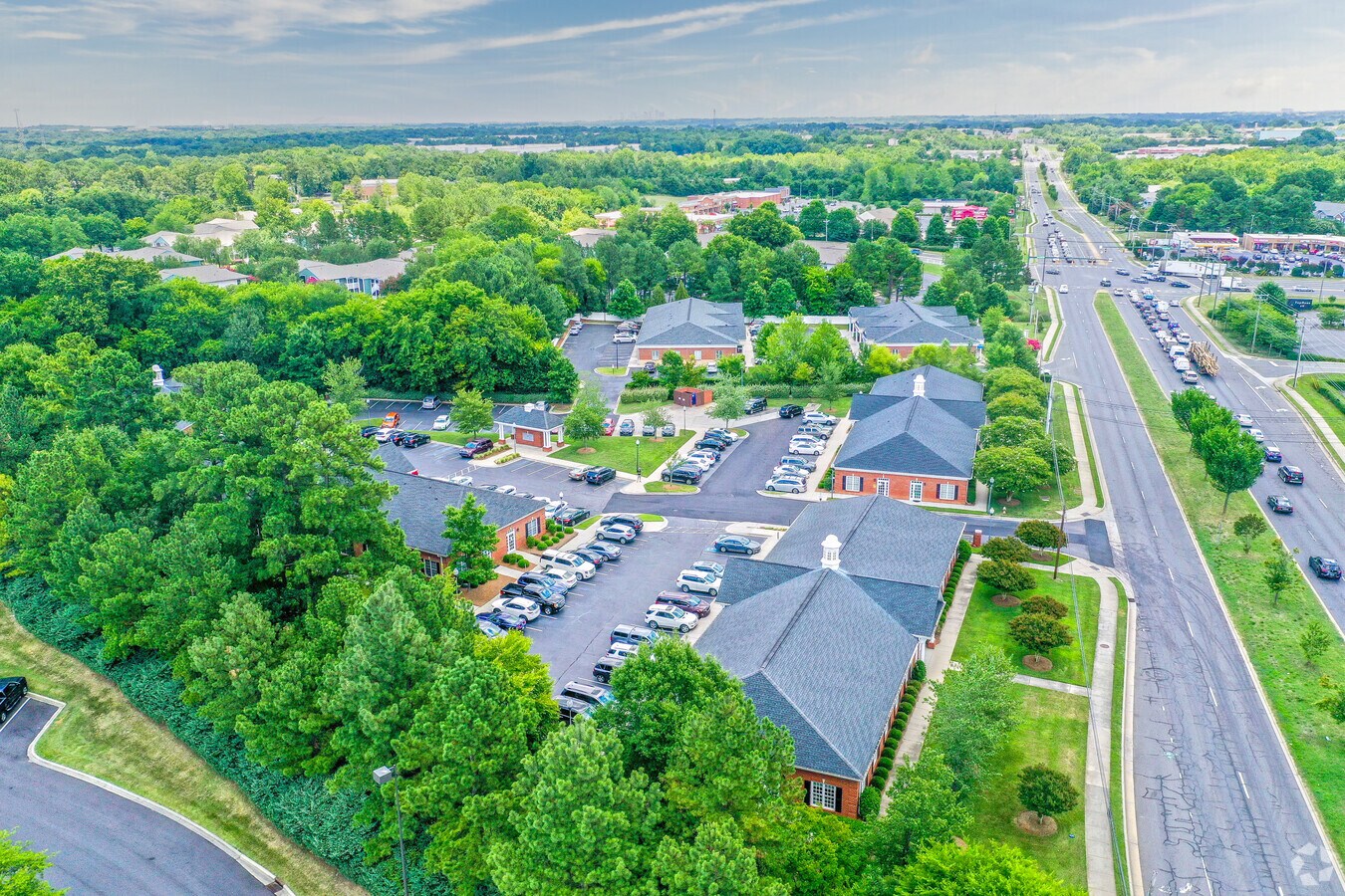 11040 S Tryon St, Charlotte 28273