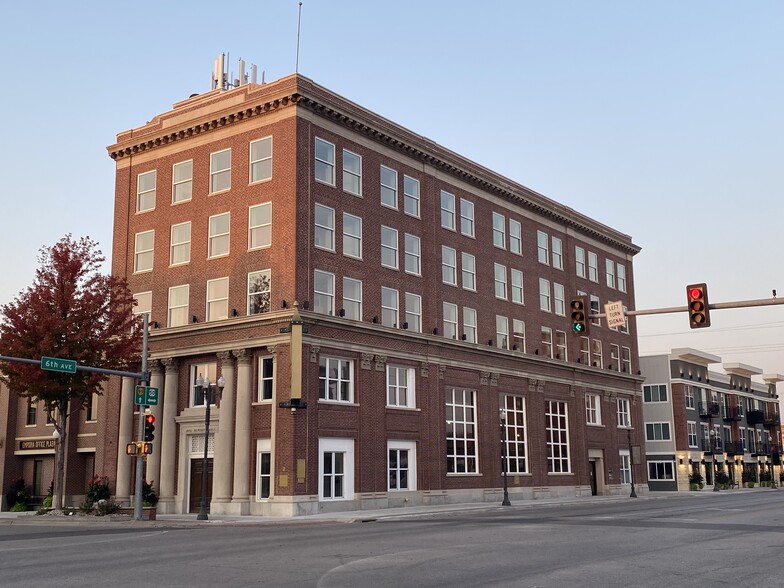 527-529 Commercial St, Emporia, KS for sale - Building Photo - Image 1 of 1