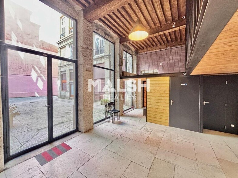 Office in Lyon to rent - Interior Photo - Image 2 of 11