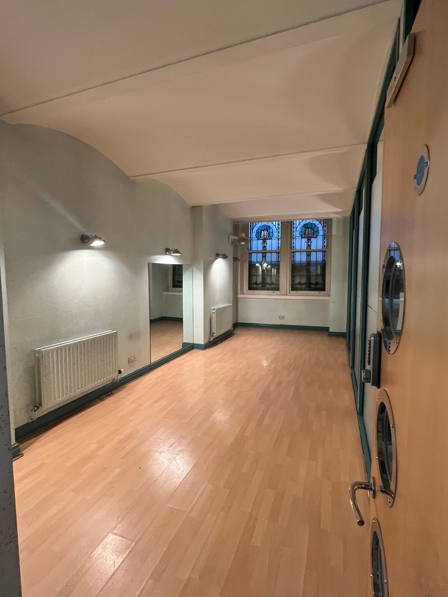 6-8 Castle St, Liverpool to rent Building Photo- Image 1 of 8