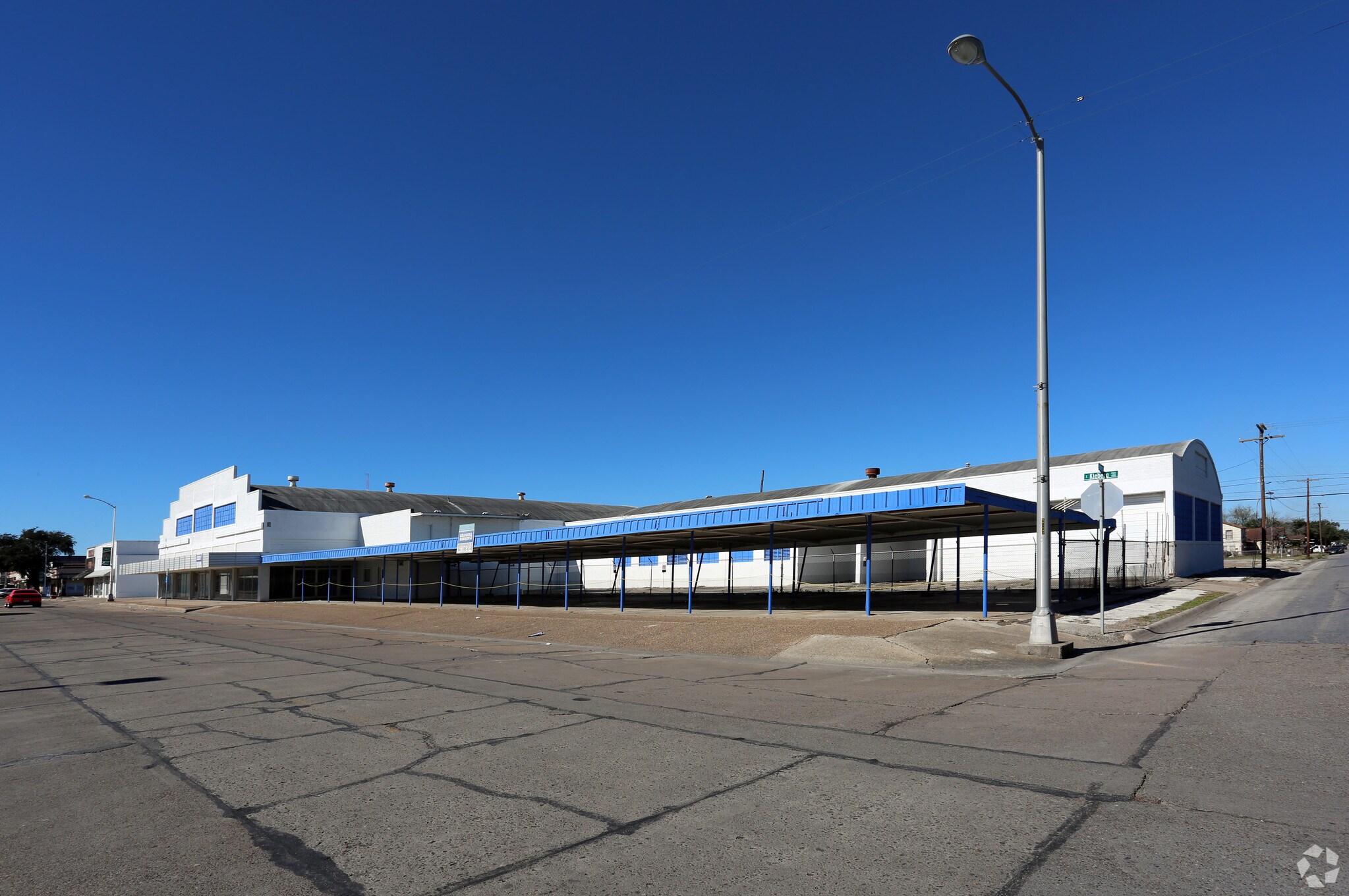 418 E Kleberg Ave, Kingsville, TX for sale Primary Photo- Image 1 of 1