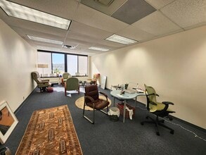 1952 Gallows Rd, Vienna, VA to rent Interior Photo- Image 1 of 3