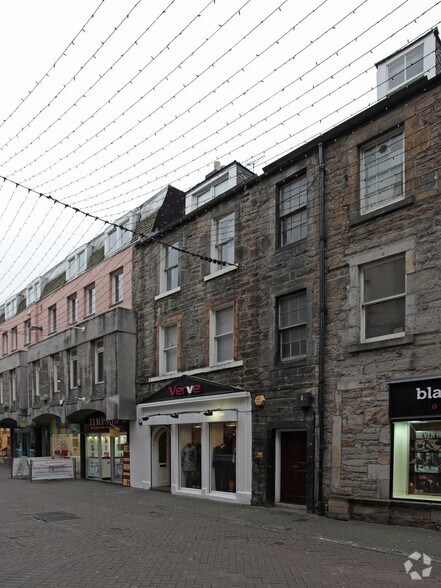 138 Rose St, Edinburgh to rent - Primary Photo - Image 1 of 2