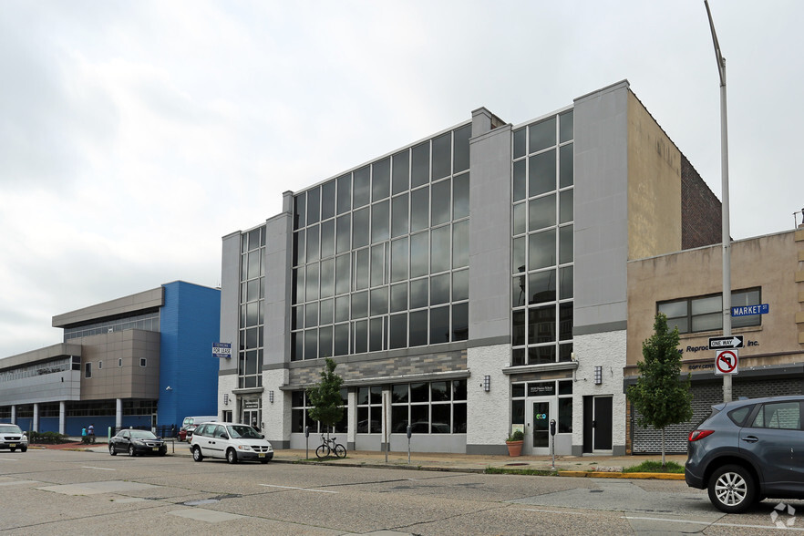 805-815 Federal St, Camden, NJ for rent - Building Photo - Image 1 of 5