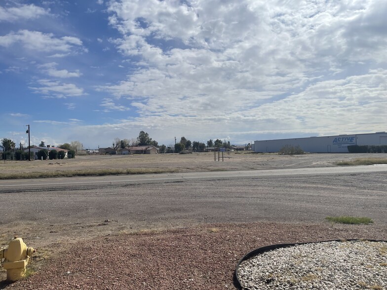 10204 S Harbor Ave, Mohave Valley, AZ for rent - Building Photo - Image 3 of 12