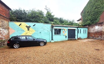 99-105 High St, Godalming for rent Building Photo- Image 1 of 1