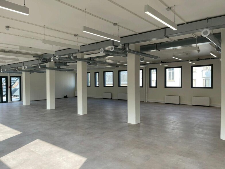 Office in Nogent-sur-Marne for sale - Building Photo - Image 3 of 7