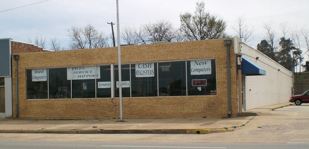 311 E Maine St, Enid, OK for sale - Primary Photo - Image 1 of 1