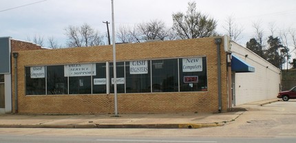 311 E Maine St, Enid, OK for sale Primary Photo- Image 1 of 1