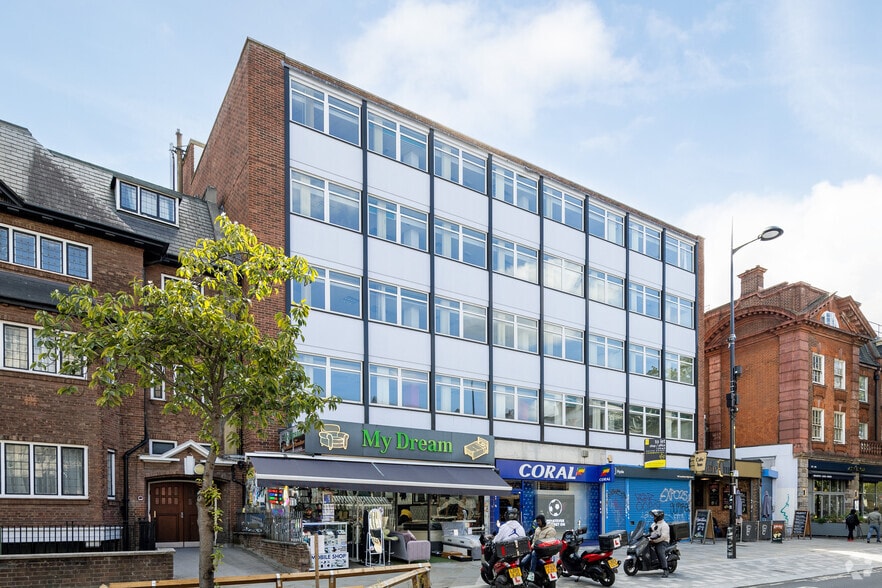 177-185 Lewisham High St, London to rent - Building Photo - Image 2 of 9
