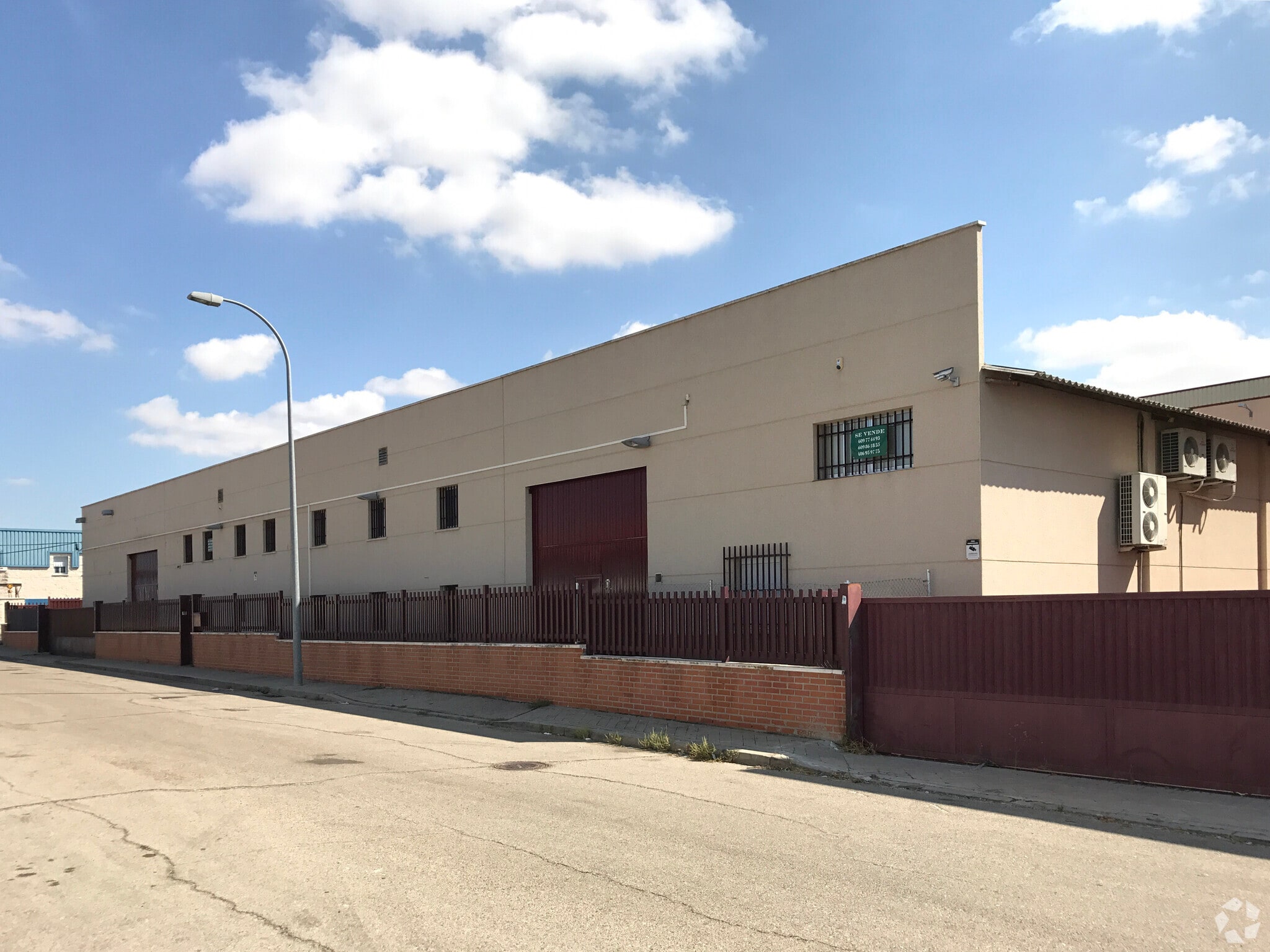 Travesía Igarsa, 1, Paracuellos de Jarama, Madrid for sale Primary Photo- Image 1 of 17