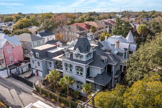 15 W 37th St, Savannah, GA for sale Building Photo- Image 1 of 1