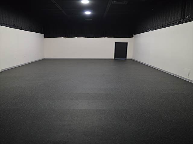 50 Weybright Ct, Toronto, ON to rent - Interior Photo - Image 3 of 3