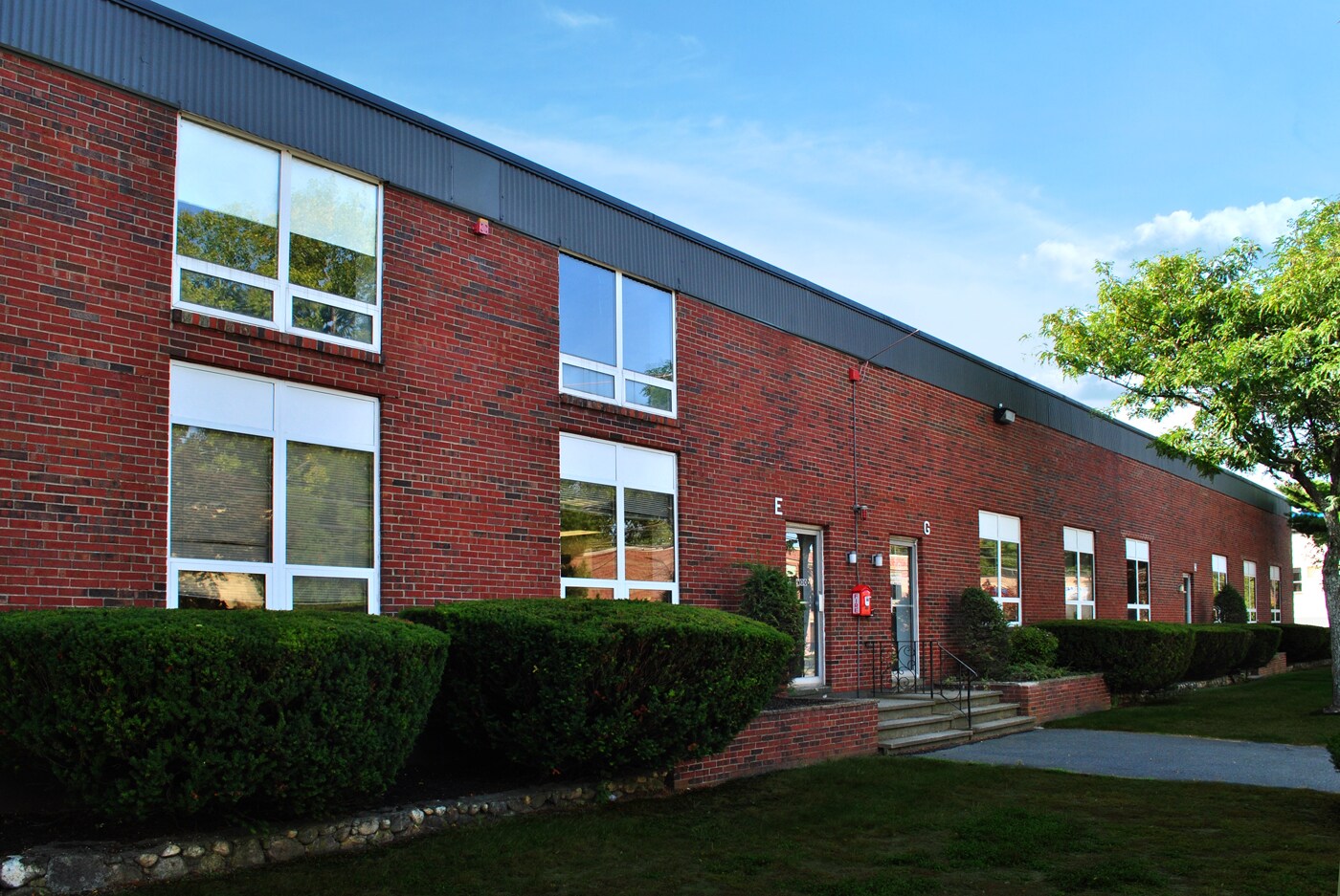 30-32 6th Rd, Woburn, MA to rent Building Photo- Image 1 of 15