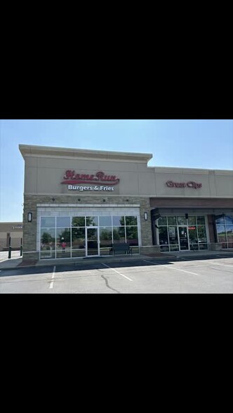 12949 Shelbyville Rd, Louisville, KY for rent - Commercial Listing Video - Image 2 of 5