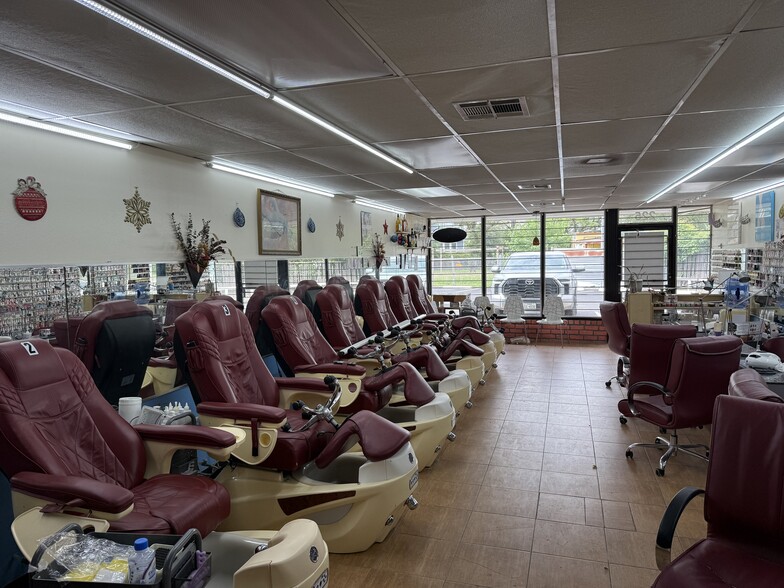 223-231 Cavalcade St, Houston, TX to rent - Interior Photo - Image 3 of 5