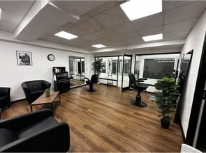 143-147 London Rd, Portsmouth to rent Interior Photo- Image 1 of 2