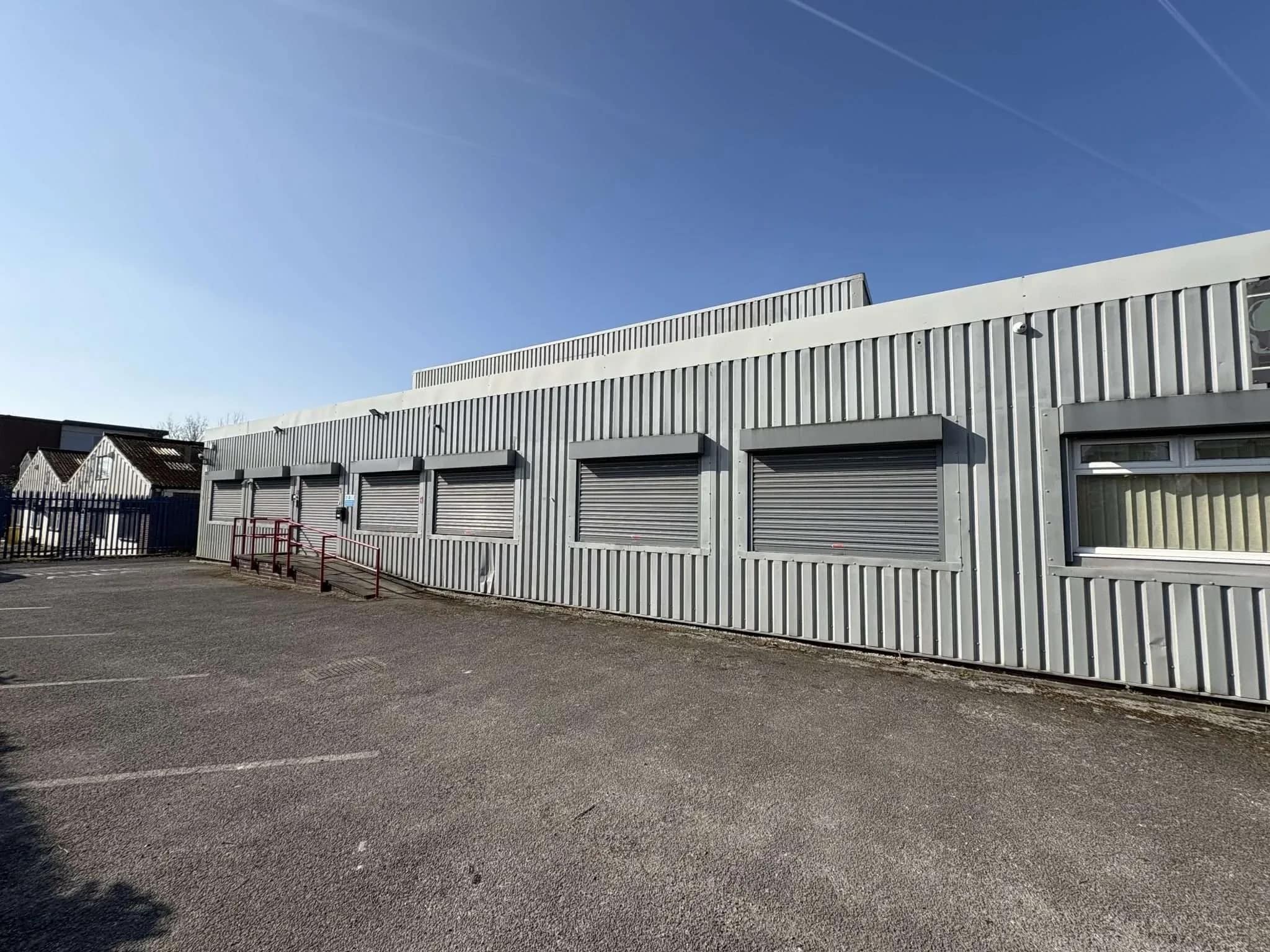 Southmoor Rd, Manchester to rent Building Photo- Image 1 of 2