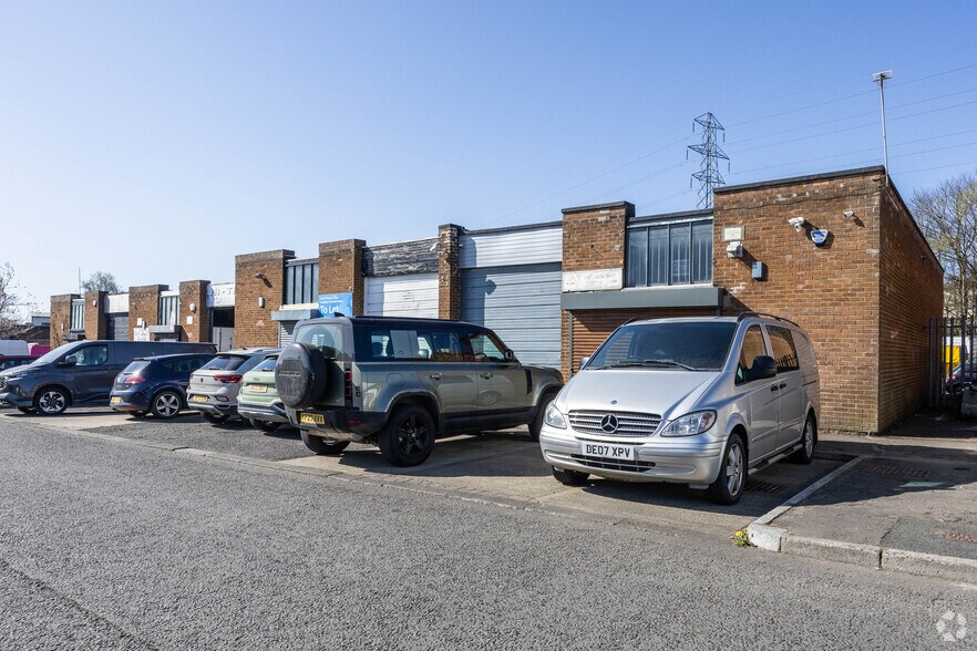 Hutton Clos, Washington for sale - Primary Photo - Image 1 of 1