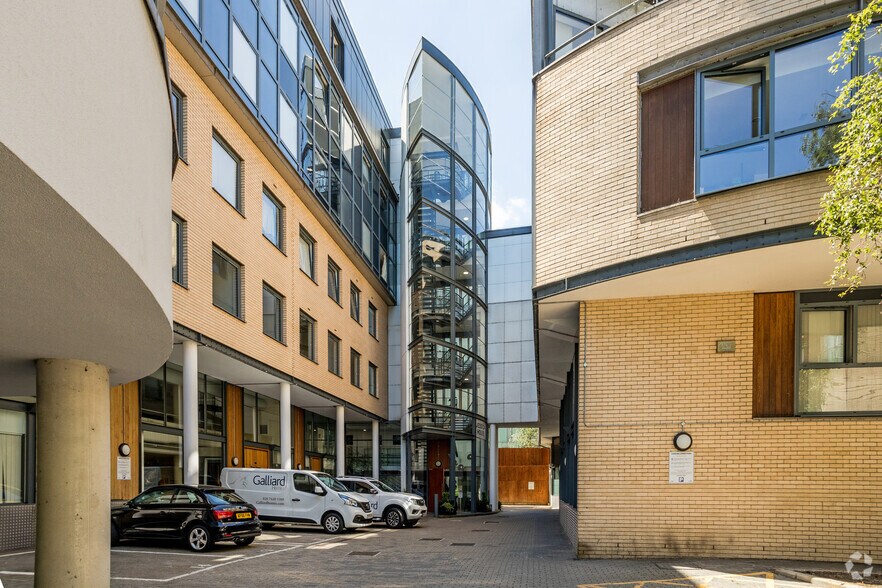 191 Wandsworth High St, London for sale - Building Photo - Image 1 of 1