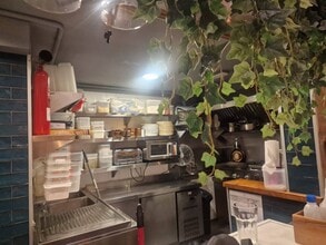 Retail in Barcelona, Barcelona to rent Interior Photo- Image 1 of 6