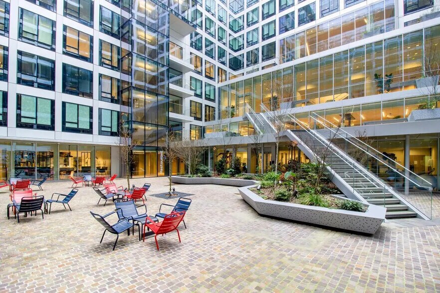 Office in Puteaux to rent - Building Photo - Image 3 of 13