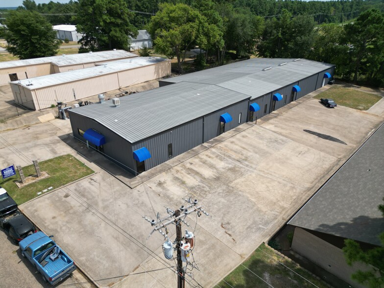 3550 Westway St, Tyler, TX for rent - Building Photo - Image 1 of 9