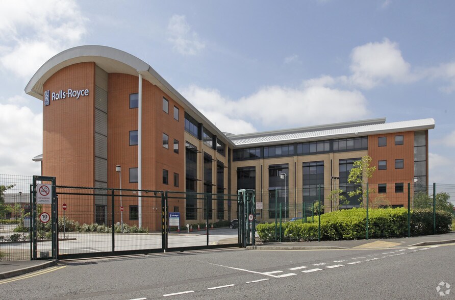 4 St Christophers Way, Derby for sale - Primary Photo - Image 1 of 1