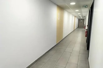 Office in Marseille to rent Interior Photo- Image 1 of 9