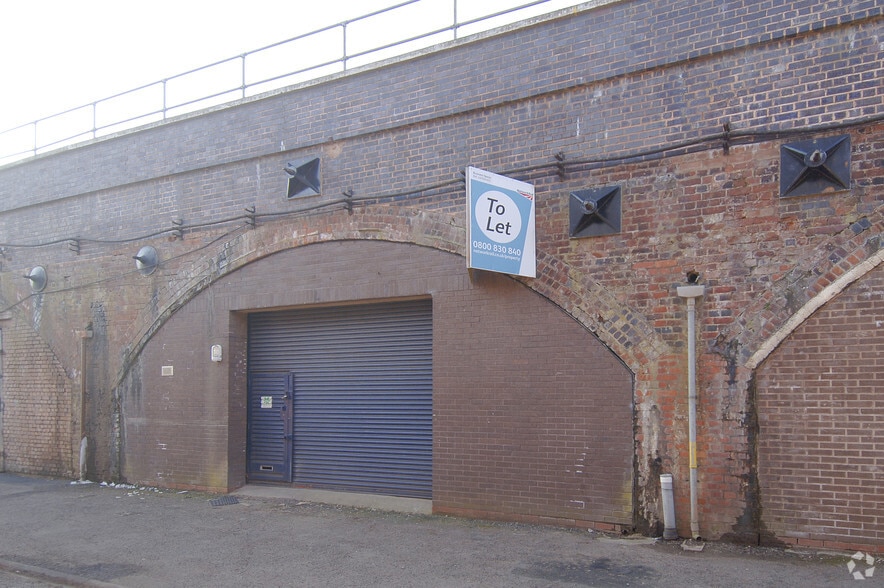 Bath Pl, Leamington Spa to rent - Building Photo - Image 3 of 3