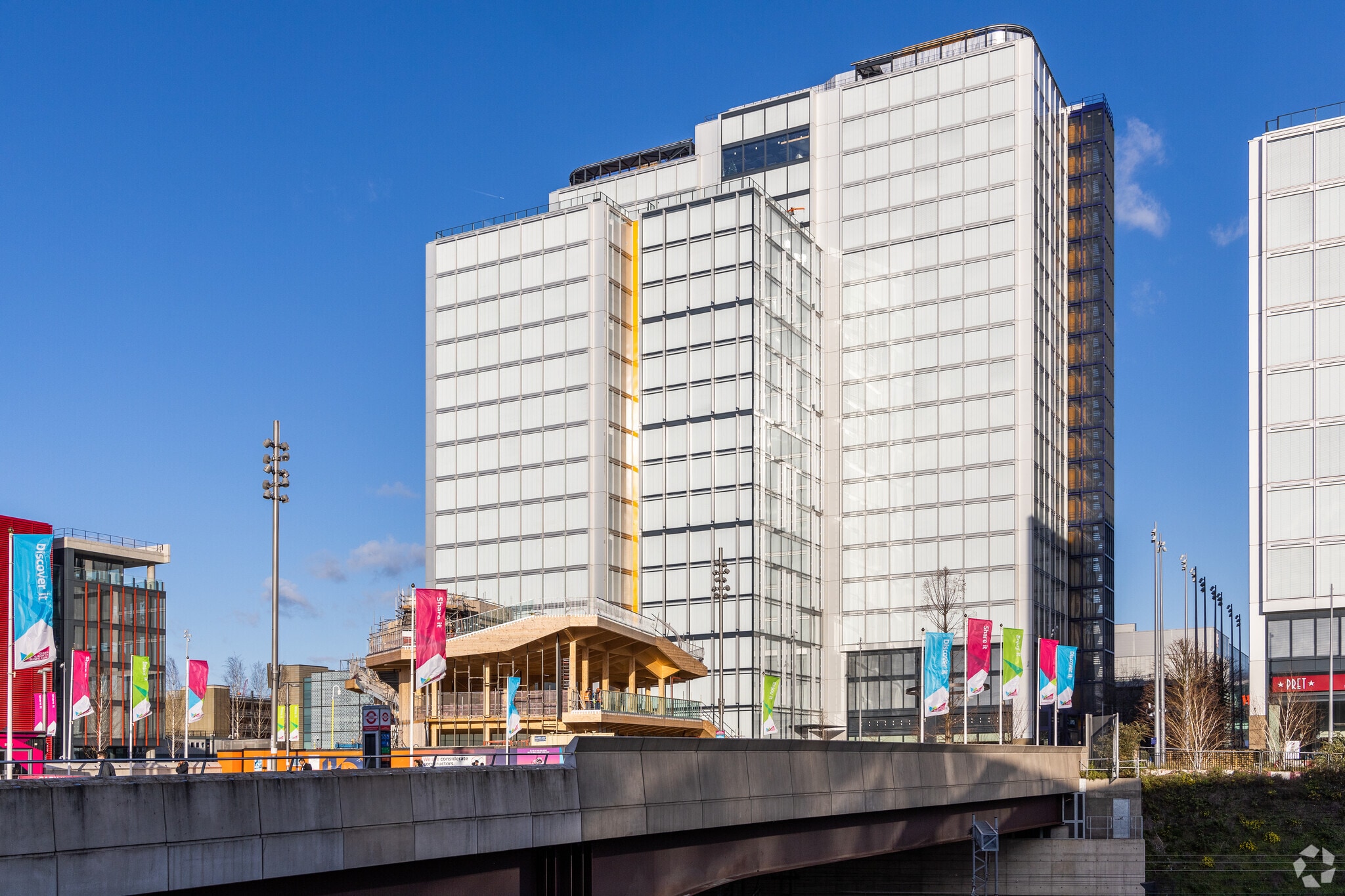 1 Westfield Ave, London to rent Building Photo- Image 1 of 11