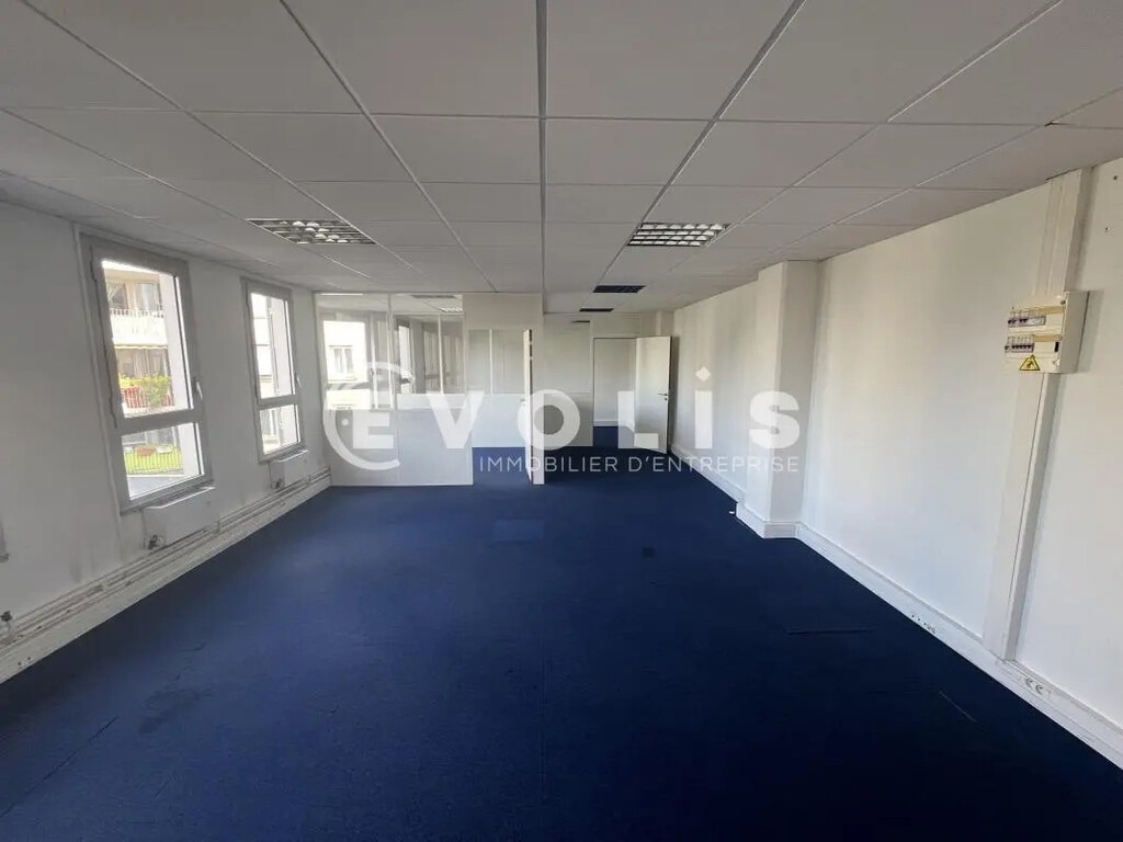 Vente Bureaux 58 m² - Photo 1