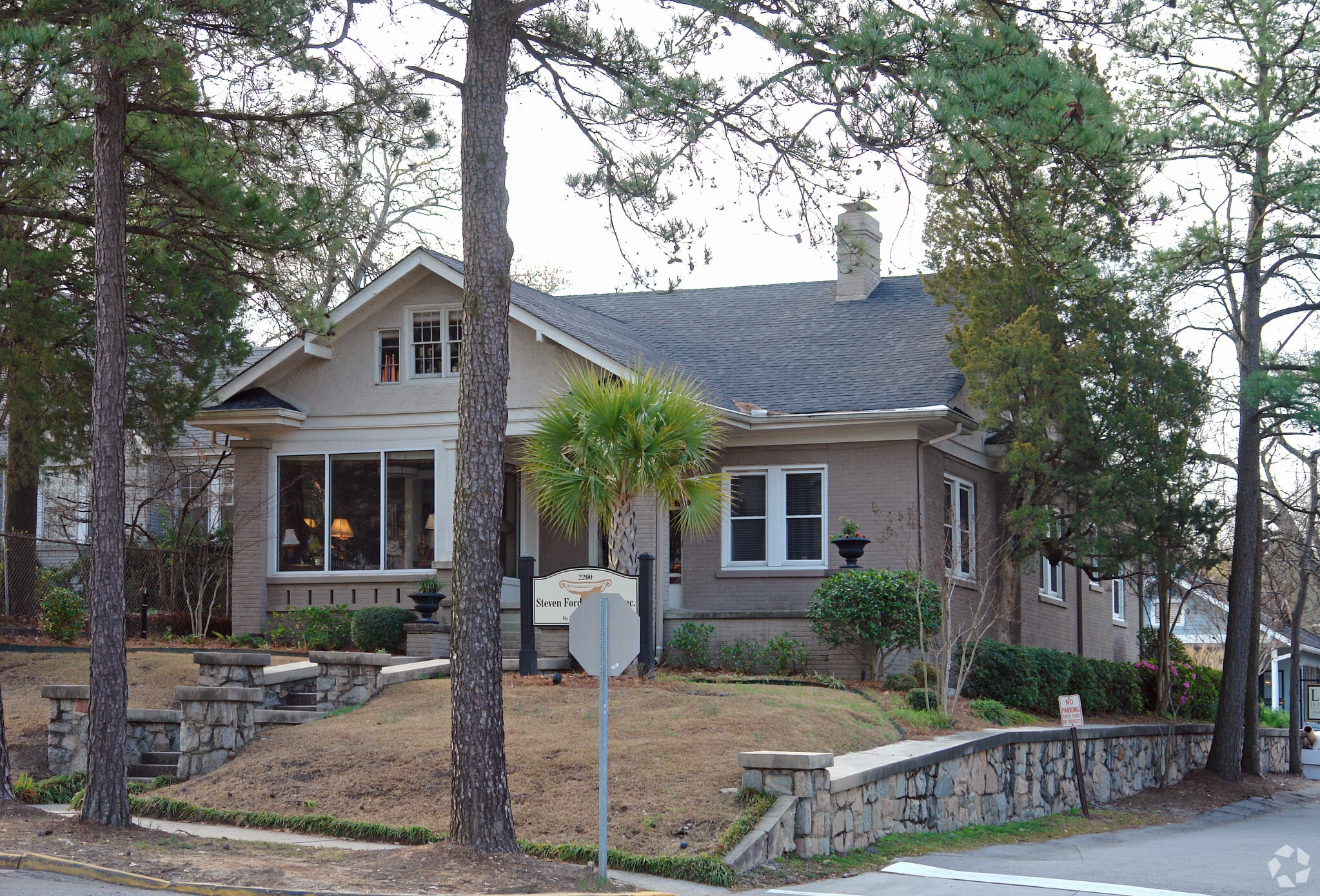 2200 Devine St, Columbia, SC to rent Primary Photo- Image 1 of 3