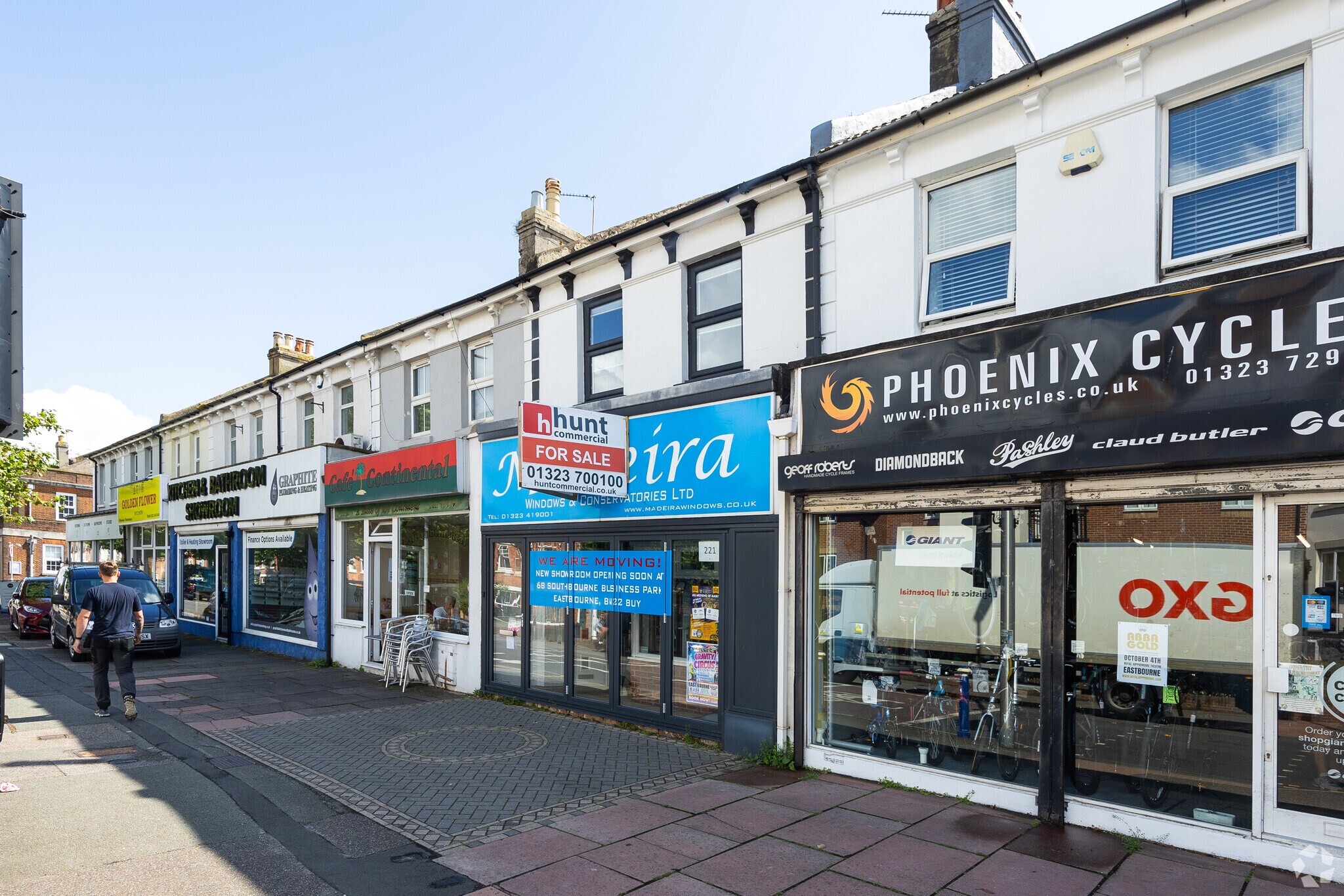 215 Seaside, Eastbourne for sale Primary Photo- Image 1 of 1