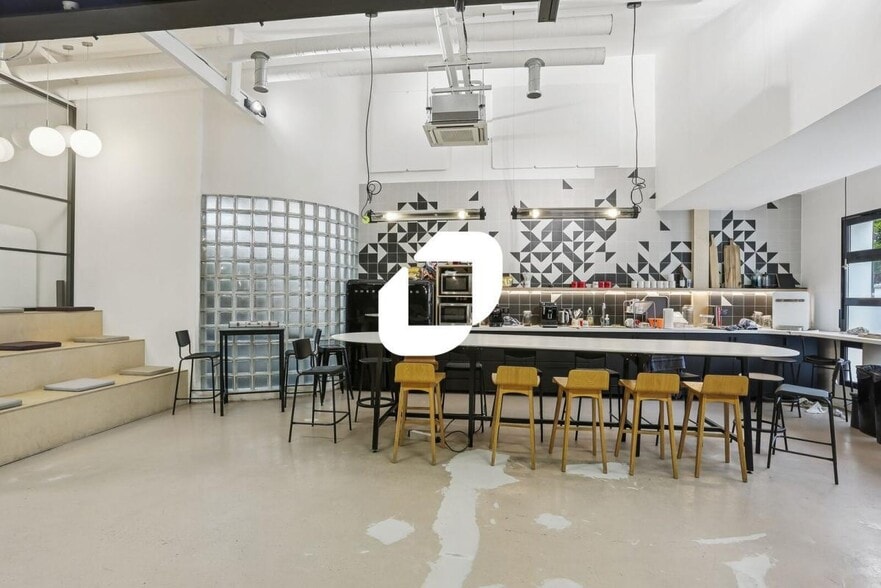 Office in Boulogne-Billancourt for sale - Interior Photo - Image 2 of 13