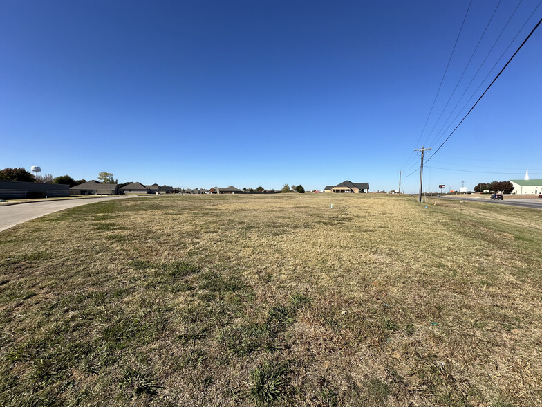 305 US 377 hwy, Whitesboro, TX for sale - Primary Photo - Image 1 of 9