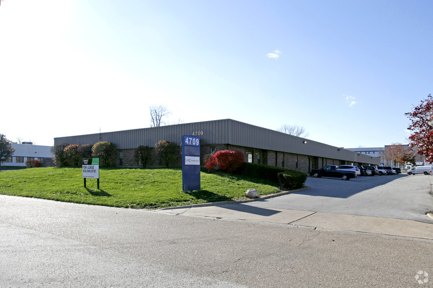 4709 LaGuardia Dr, Berkeley, MO for sale - Building Photo - Image 1 of 1