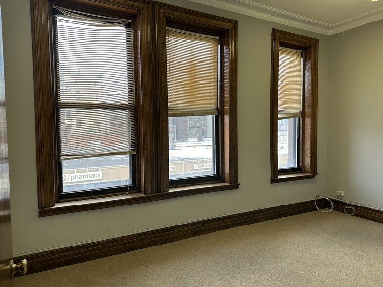 84 Washington St, Hoboken, NJ for rent - Interior Photo - Image 3 of 6