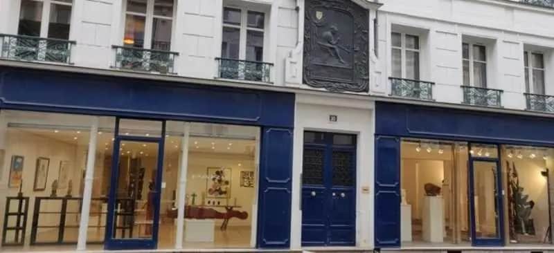 Build-to-Rent in Paris for sale - Building Photo - Image 1 of 7