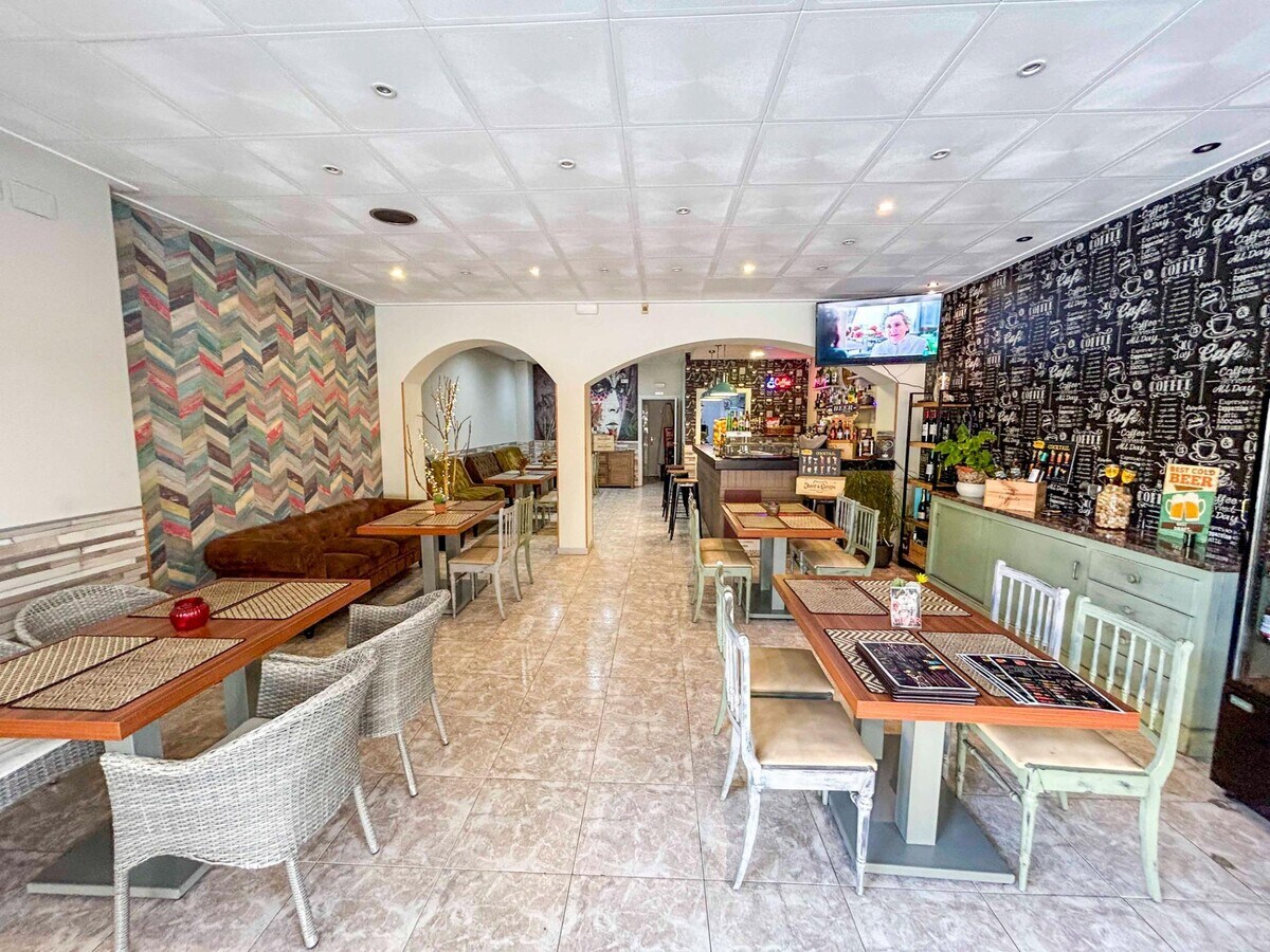 Lloret de Mar, GER 17310 -  -  - Interior Photo - Image 2 of 11