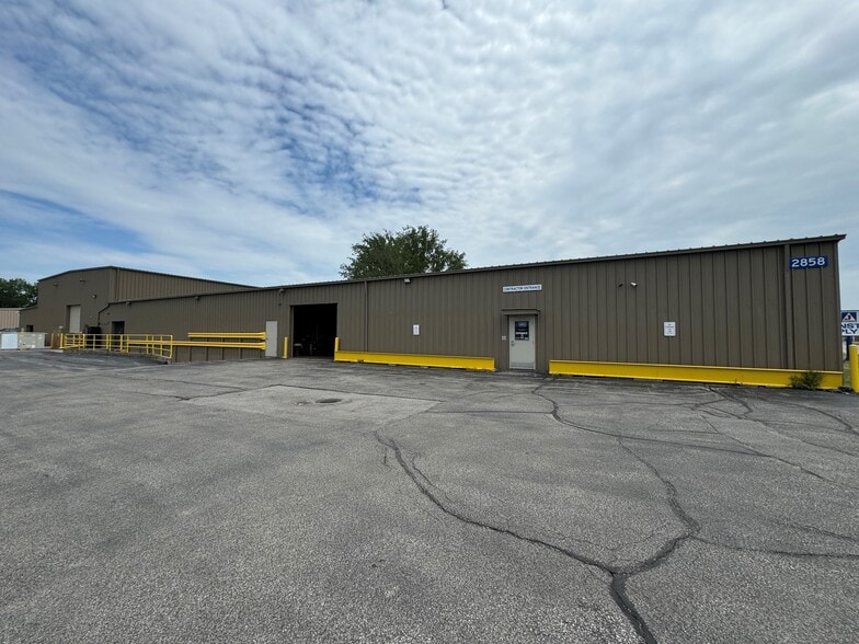 2858 Enterprise Ct, Saginaw, MI for sale - Primary Photo - Image 1 of 9