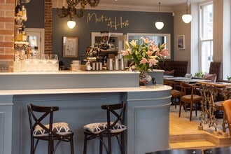 Tregenna Hl, St Ives to rent Interior Photo- Image 2 of 3