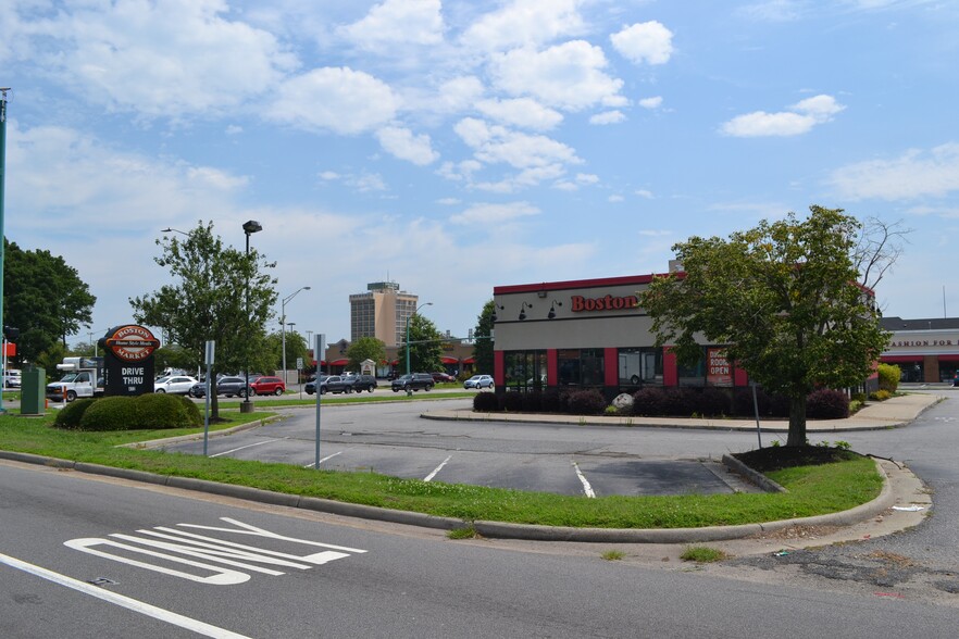 472 N Military Hwy, Norfolk, VA for sale - Building Photo - Image 1 of 1