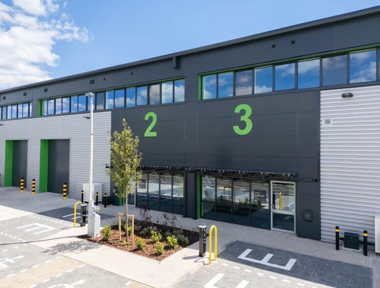 5 Red Lion Rd, Surbiton to rent - Building Photo - Image 2 of 2