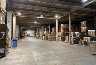 8 Abbeyfield Rd, Nottingham to rent Interior Photo- Image 2 of 2