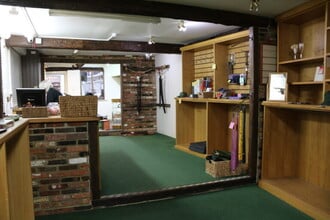 16 Market Pl, Ringwood to rent Interior Photo- Image 2 of 7