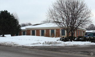 More details for 421-425 Williamsburg Dr, Geneva, IL - Office for Rent