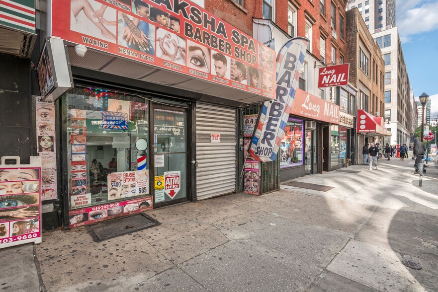 144 Lawrence St, Brooklyn, NY for rent - Building Photo - Image 1 of 4