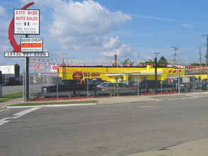 13400 Gratiot Ave, Detroit, MI for sale Primary Photo- Image 1 of 1