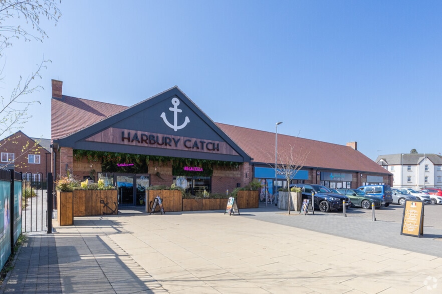 Vickers Way, Warwick for sale - Primary Photo - Image 1 of 1